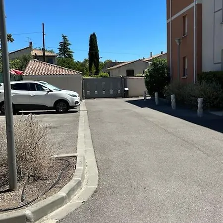 Appartement Joli Appt 45 M2 Avec Terrasse *